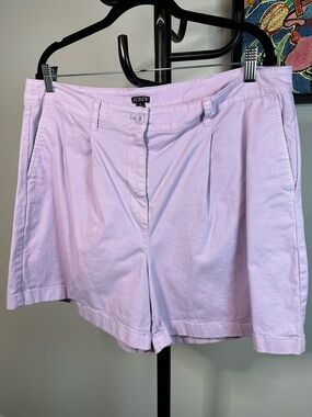 J.Crew pleated cotton shorts in lilac.  Excellent condition. Size 16.